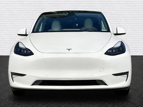 Photos of 2022 Tesla Model Y Performance for sale in Roswell, GA at Gravity Autos Roswell