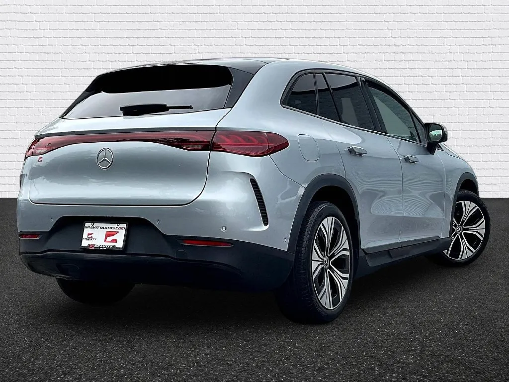 Mercedes-Benz EQE photo 6