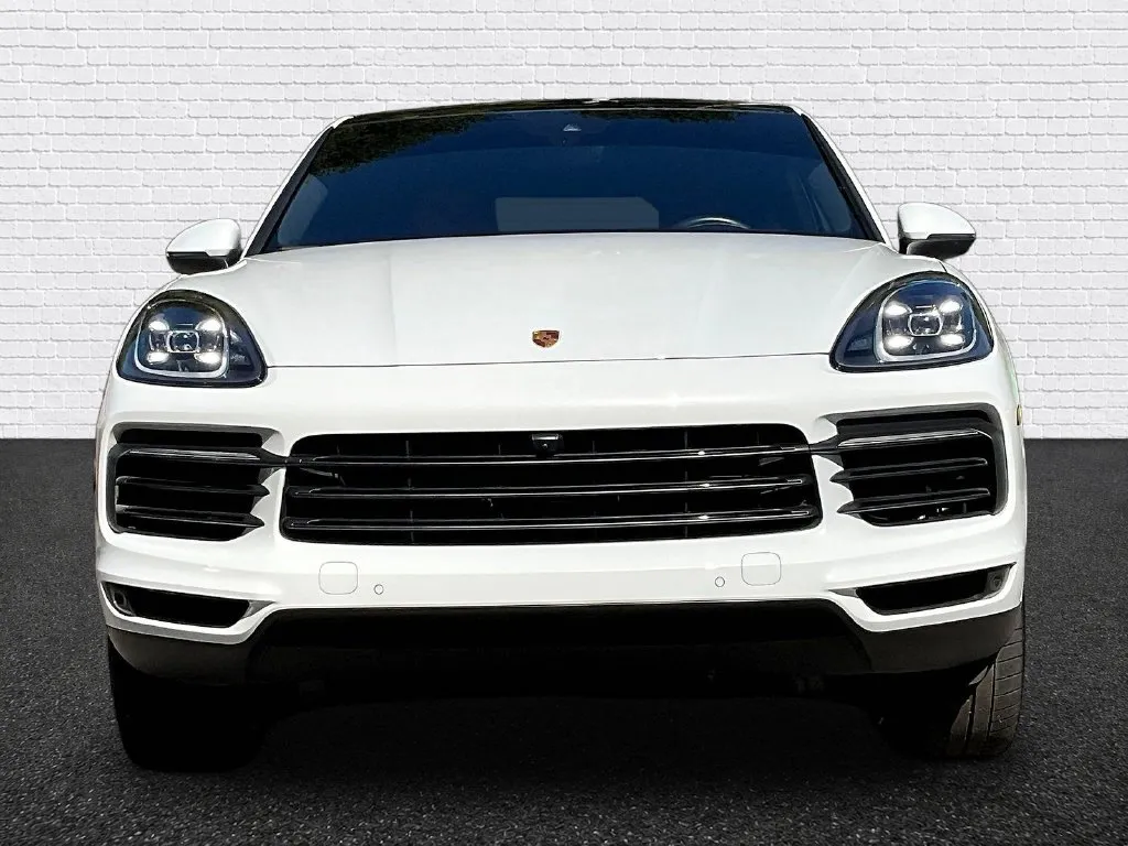 Porsche Cayenne photo 2