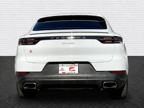 More photos of 2022 Porsche Cayenne Coupe at Gravity Autos Roswell, GA