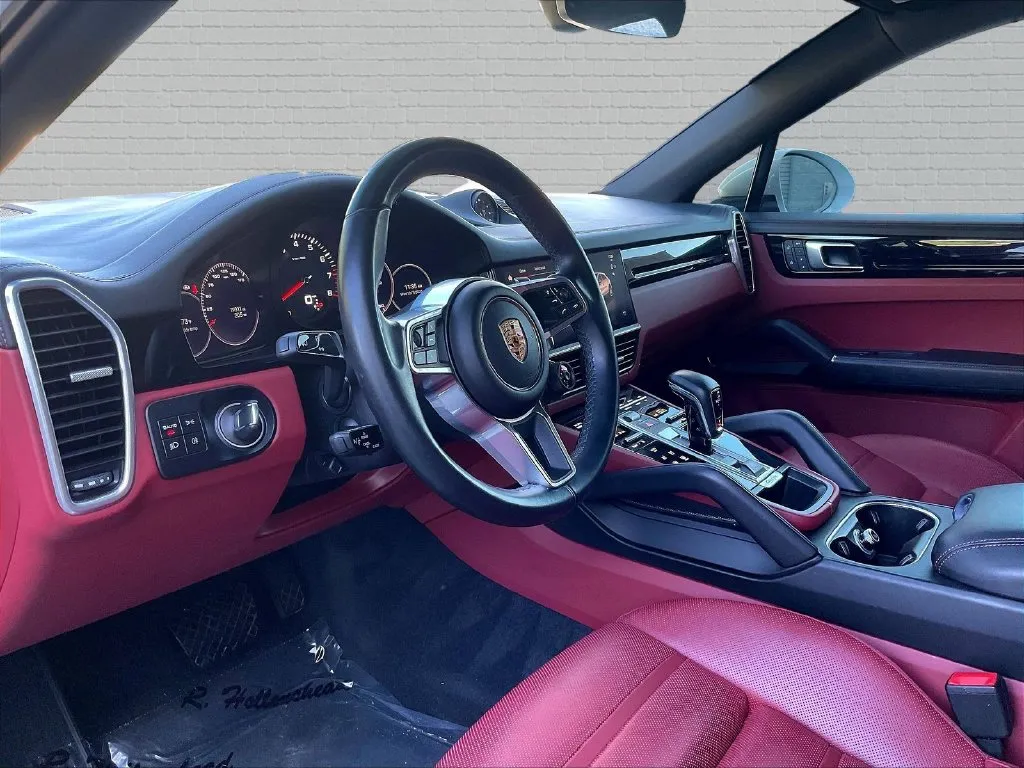 Porsche Cayenne photo 13