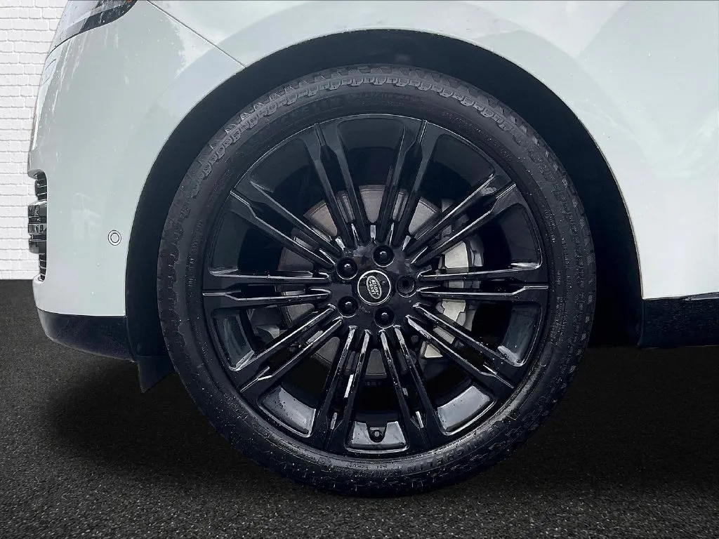 2022 Land Rover Range Rover Base - Photo 26