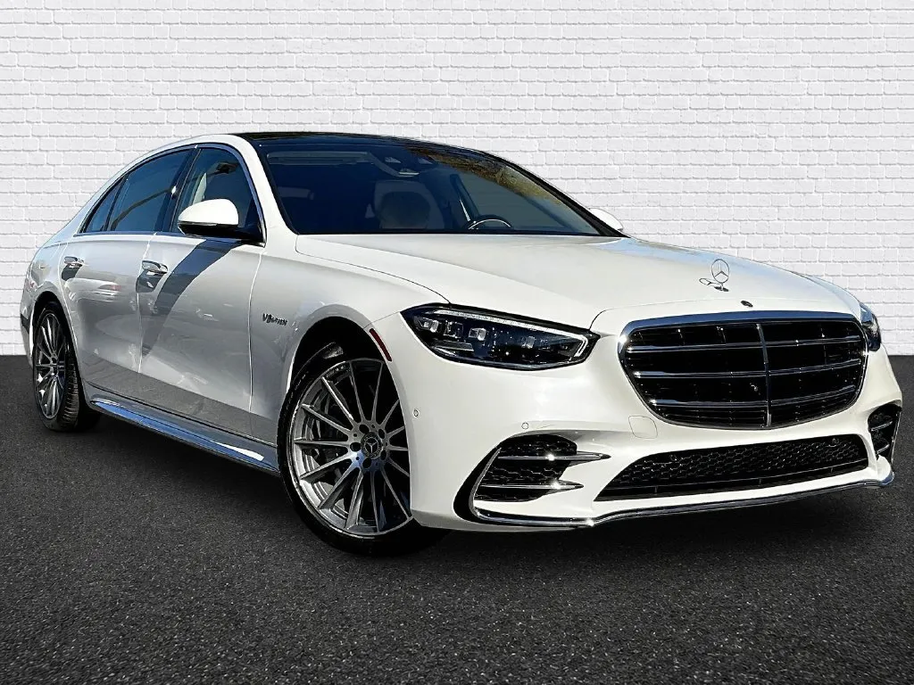 Mercedes-Benz S-Class photo 3