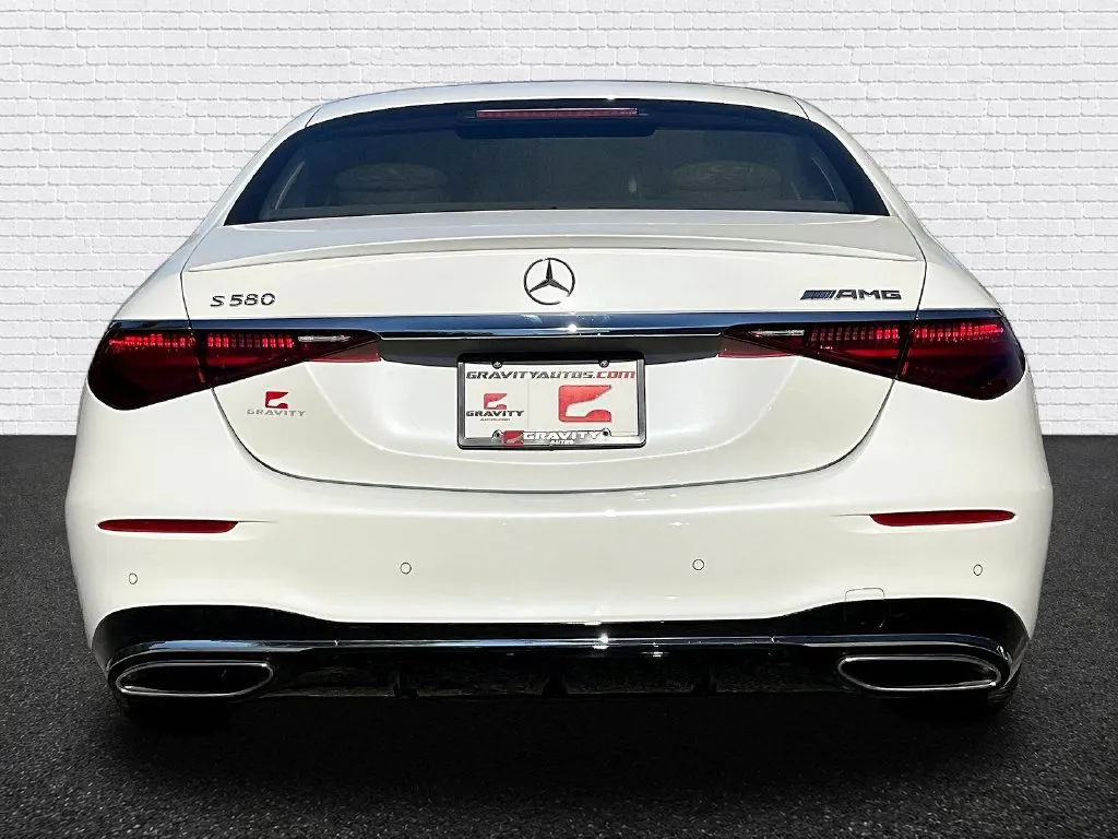 Mercedes-Benz S-Class photo 5