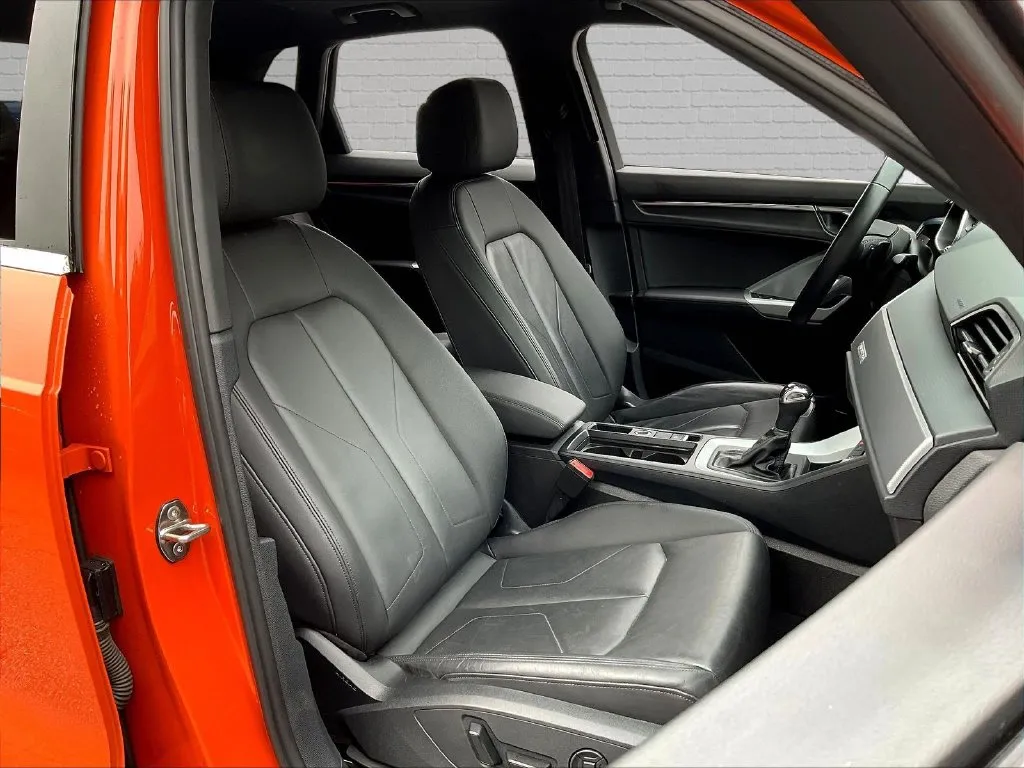 Audi Q3 photo 23