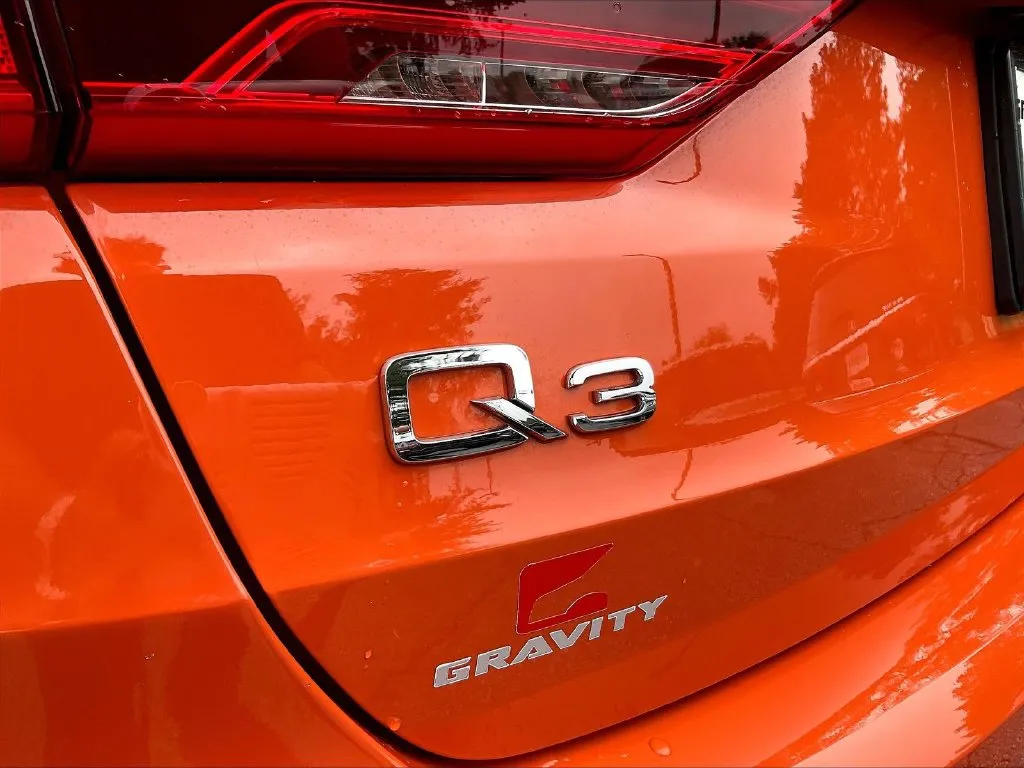 Audi Q3 photo 18