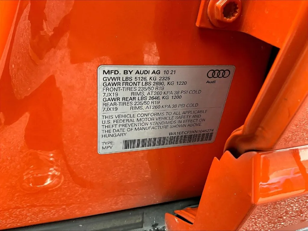 Audi Q3 photo 13