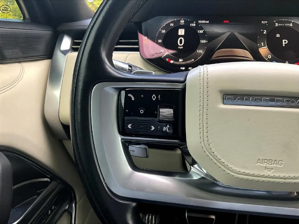Land Rover Range Rover photo 9