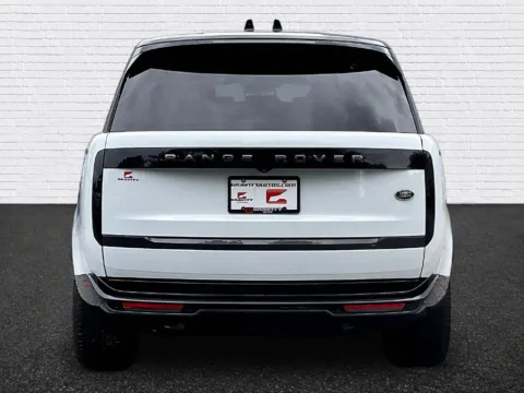 More photos of 2022 Land Rover Range Rover SE at Gravity Autos Roswell, GA