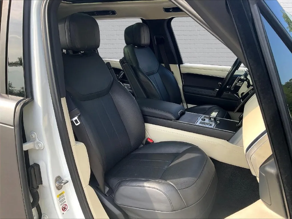 Land Rover Range Rover photo 24