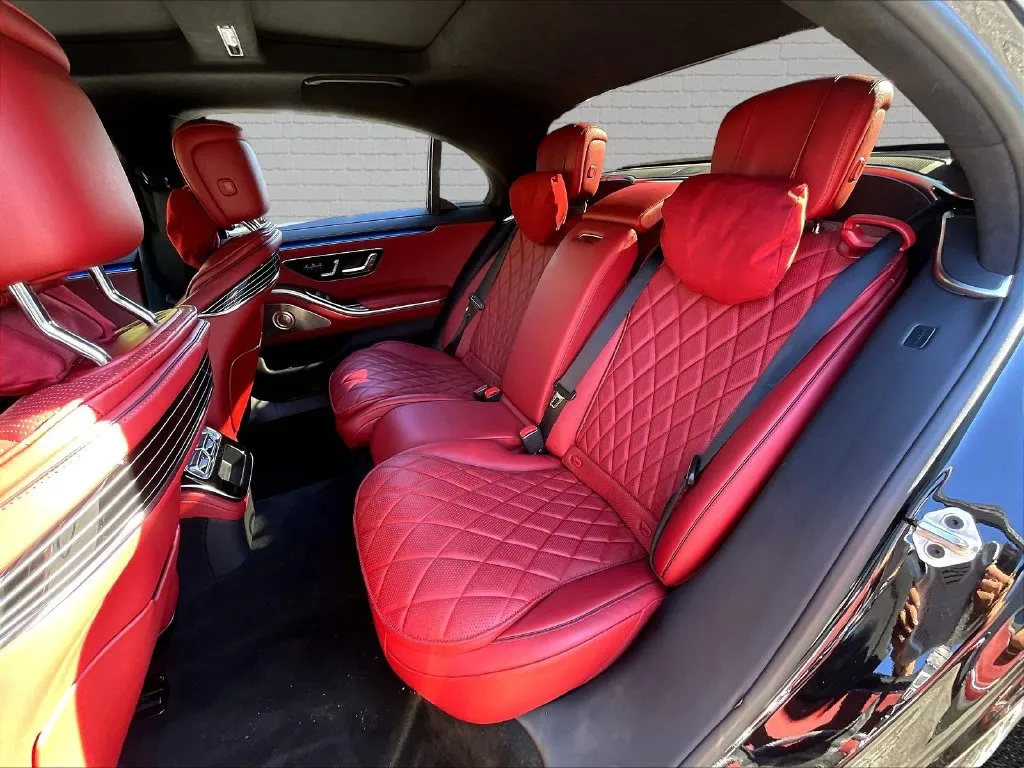 Mercedes-Benz S-Class photo 15