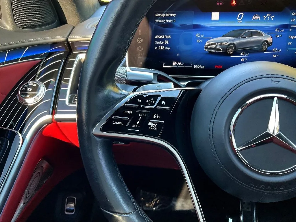 Mercedes-Benz S-Class photo 9
