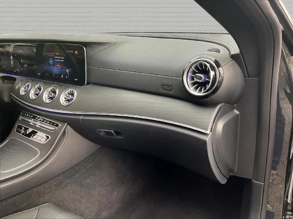 Mercedes-Benz CLS photo 17
