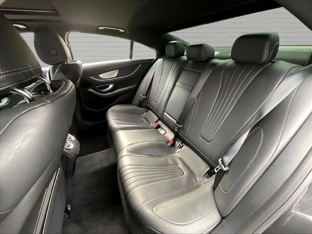 Mercedes-Benz CLS photo 14