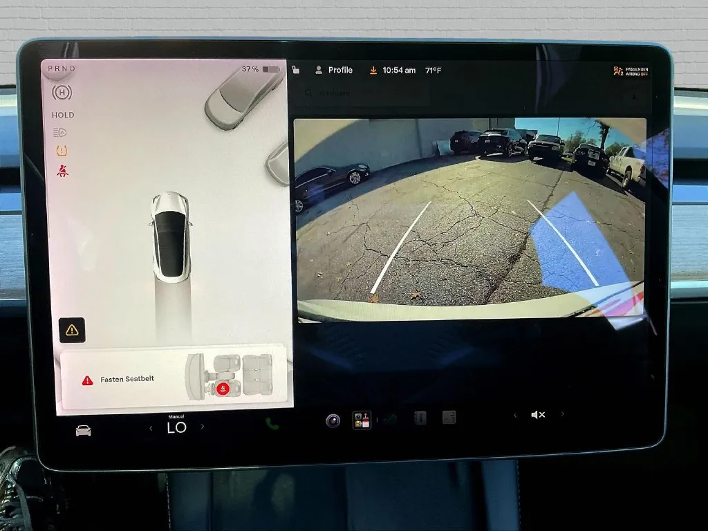 Tesla Model 3 photo 6