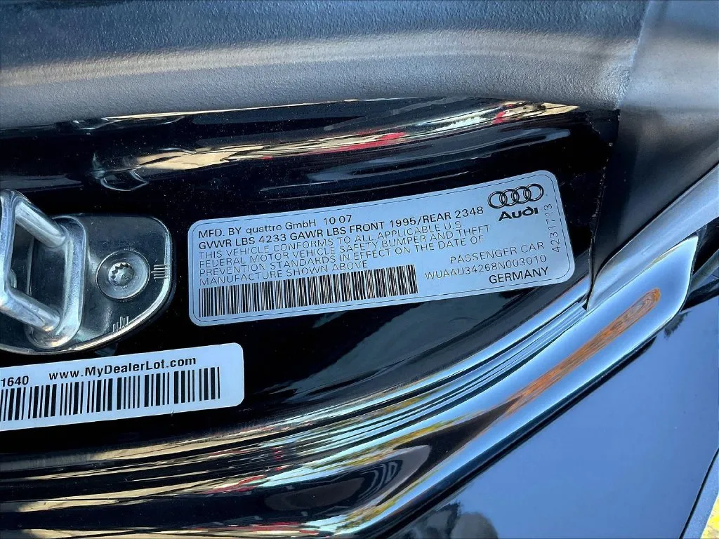 Audi R8 photo 11