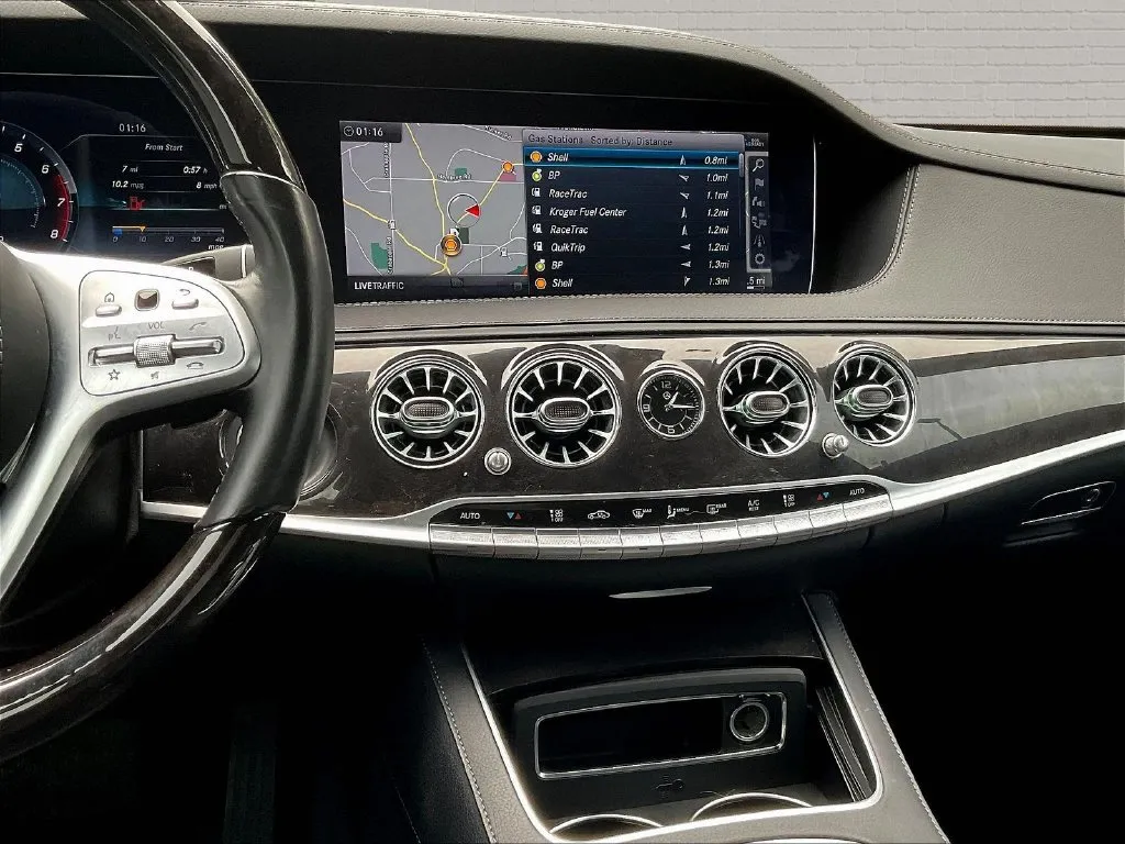 Mercedes-Benz S-Class photo 6