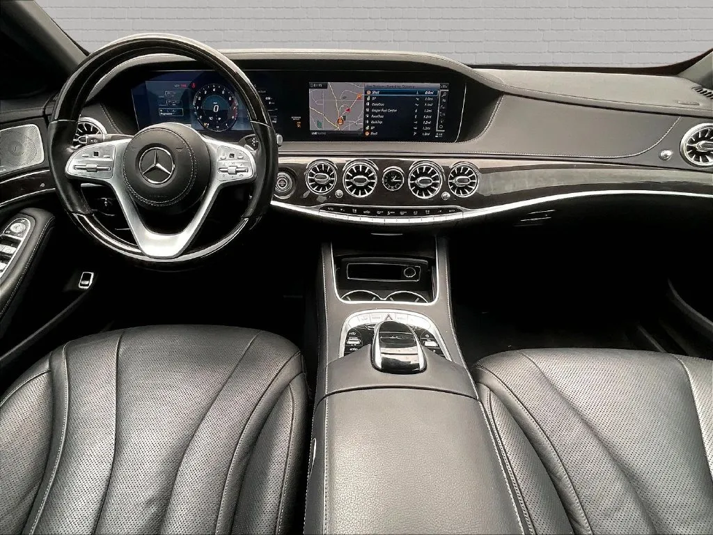 Mercedes-Benz S-Class photo 4