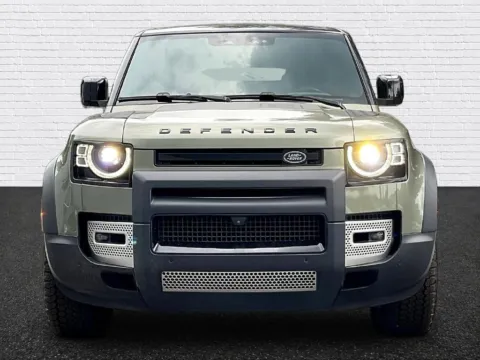 Photos of 2023 Land Rover Defender 110 SE for sale in Roswell, GA at Gravity Autos Roswell