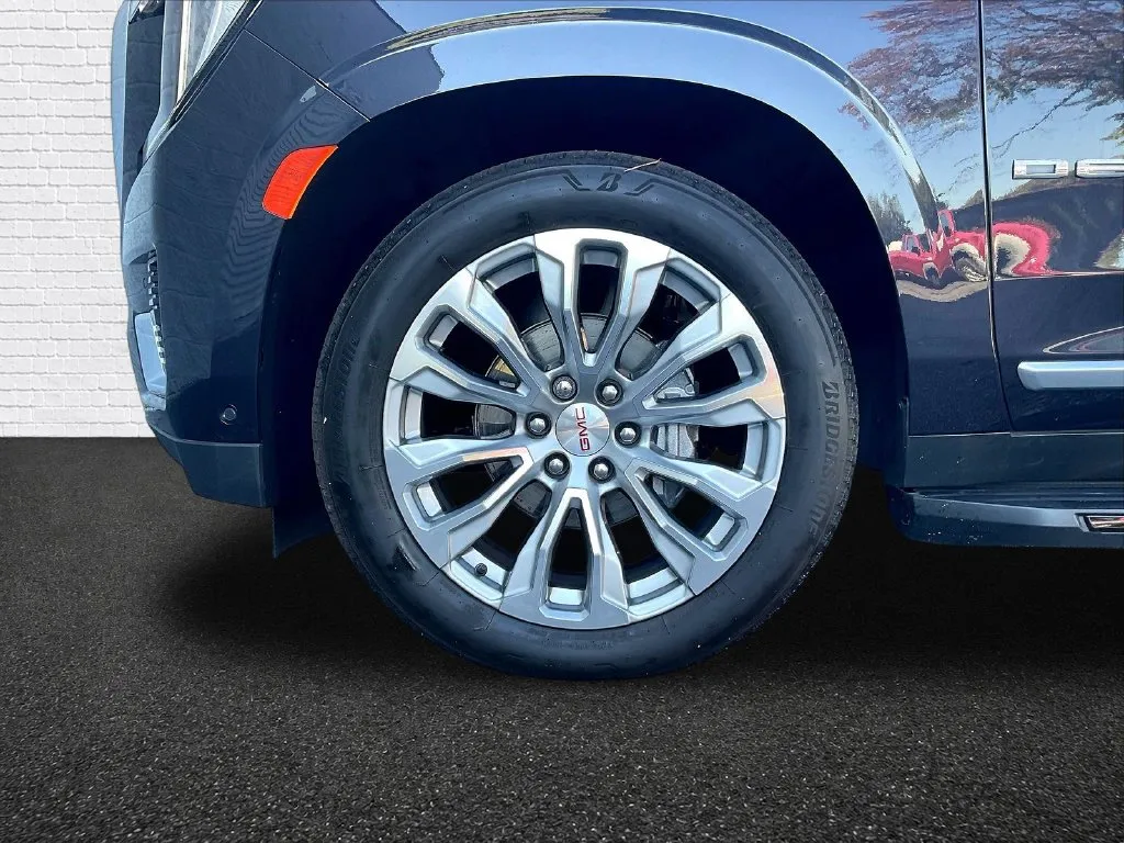 GMC Yukon photo 22