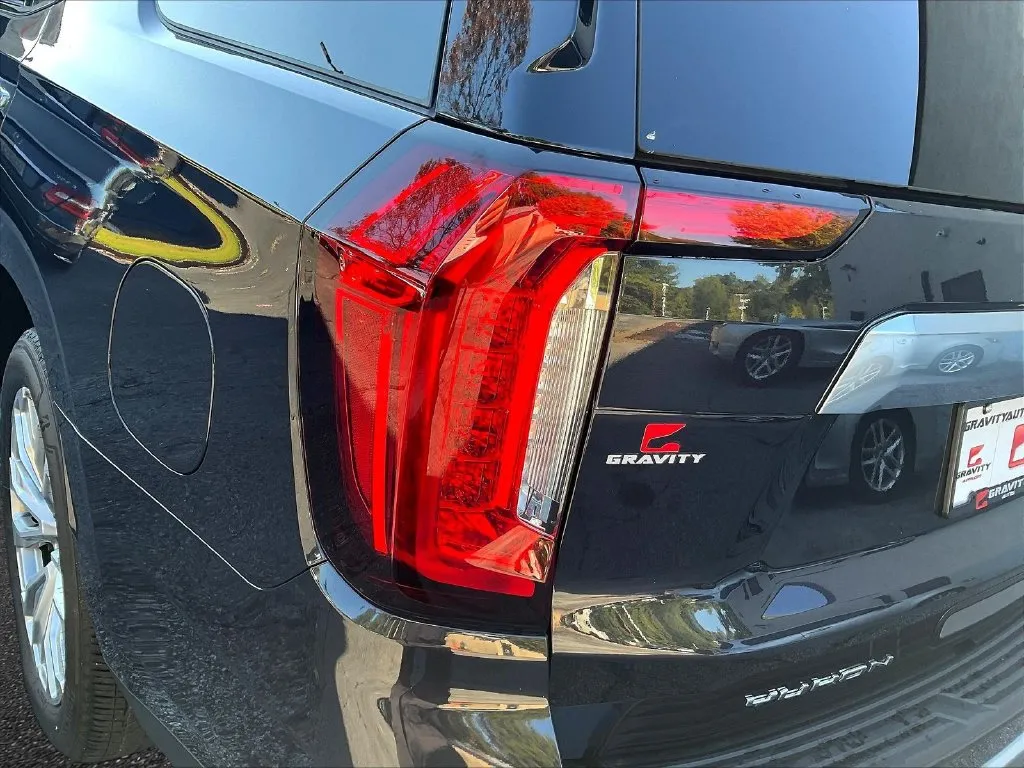GMC Yukon photo 16