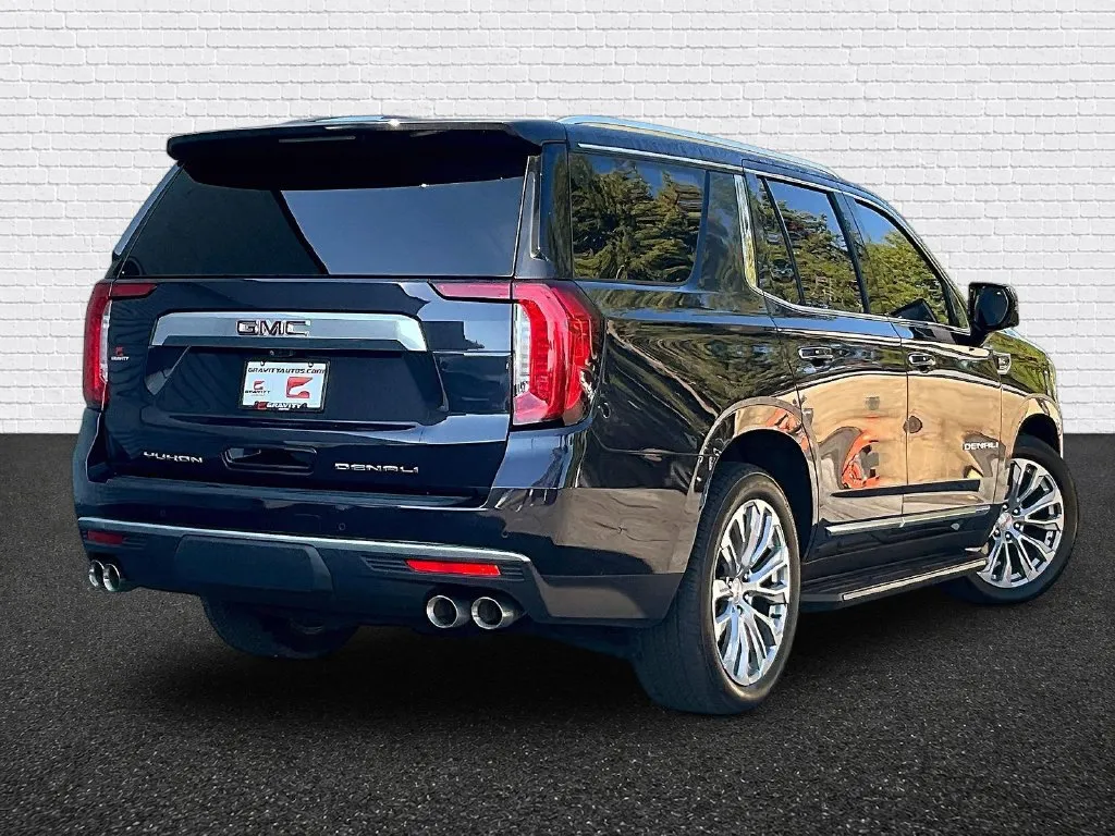 GMC Yukon photo 6