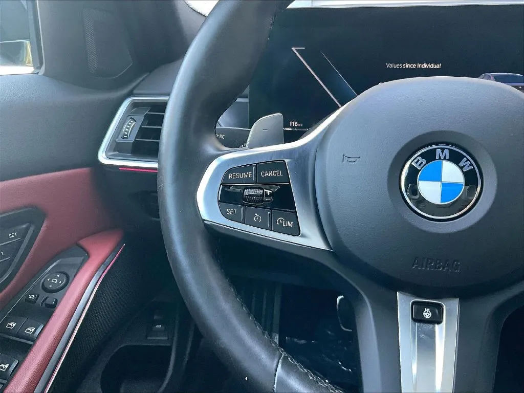 BMW 3 Series photo 7