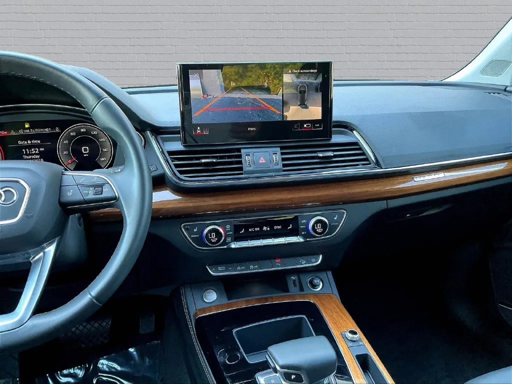 Audi Q5 photo 9