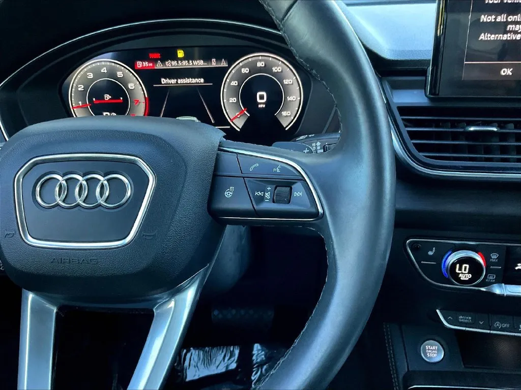 Audi Q5 photo 11