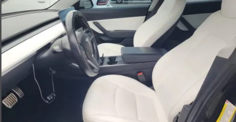 More photos of 2018 Tesla Model 3 Long Range at Gravity Autos Roswell, GA