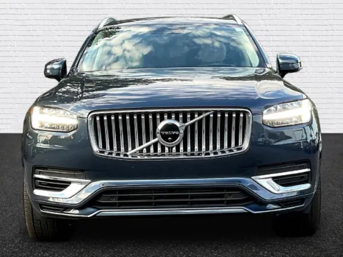 Photos of 2022 Volvo XC90 Recharge Plug-In Hybrid T8 Inscription 7 Passenger for sale in Roswell, GA at Gravity Autos Roswell