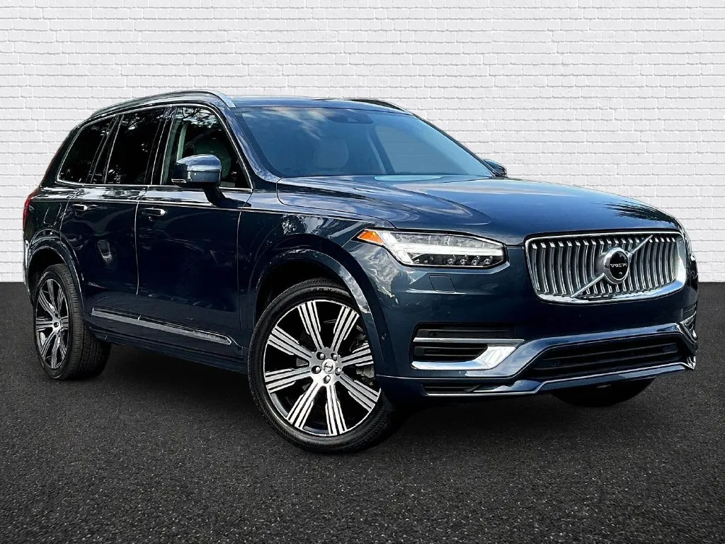 Volvo XC90 photo 3