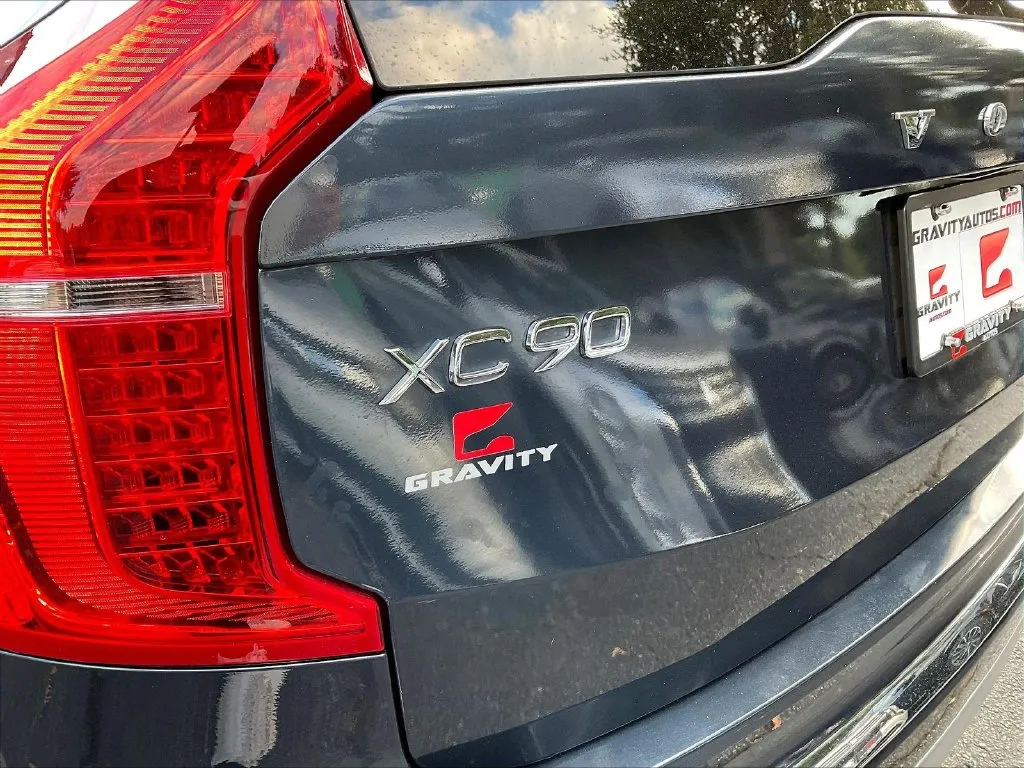 Volvo XC90 photo 20