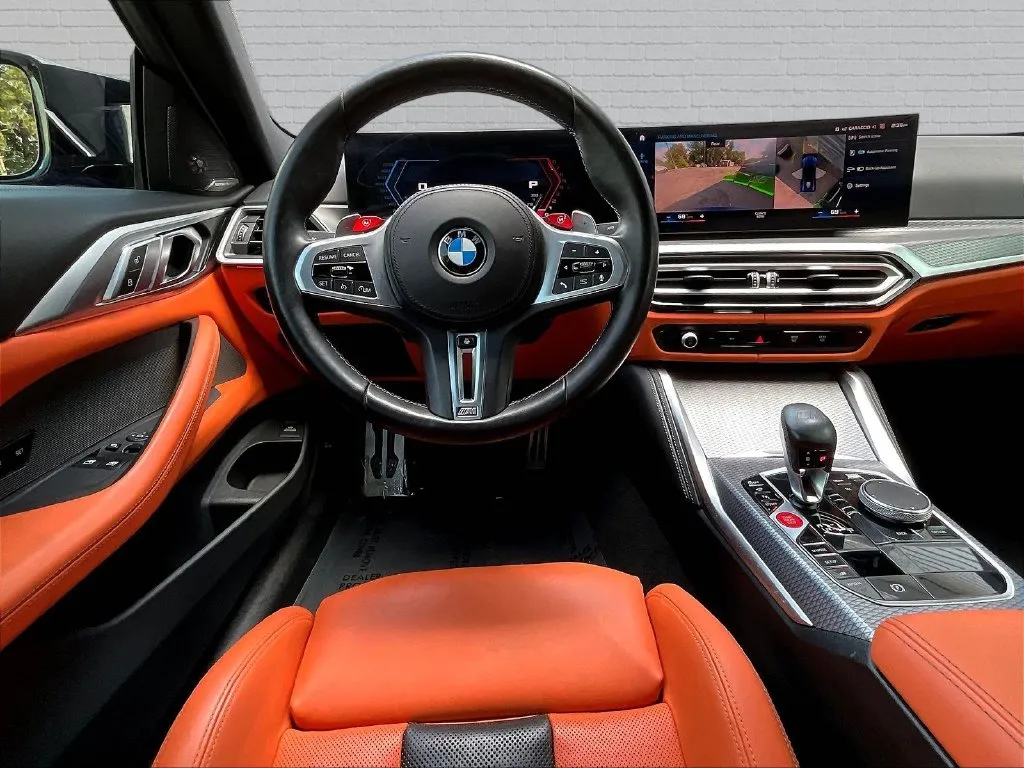 BMW M4 photo 8