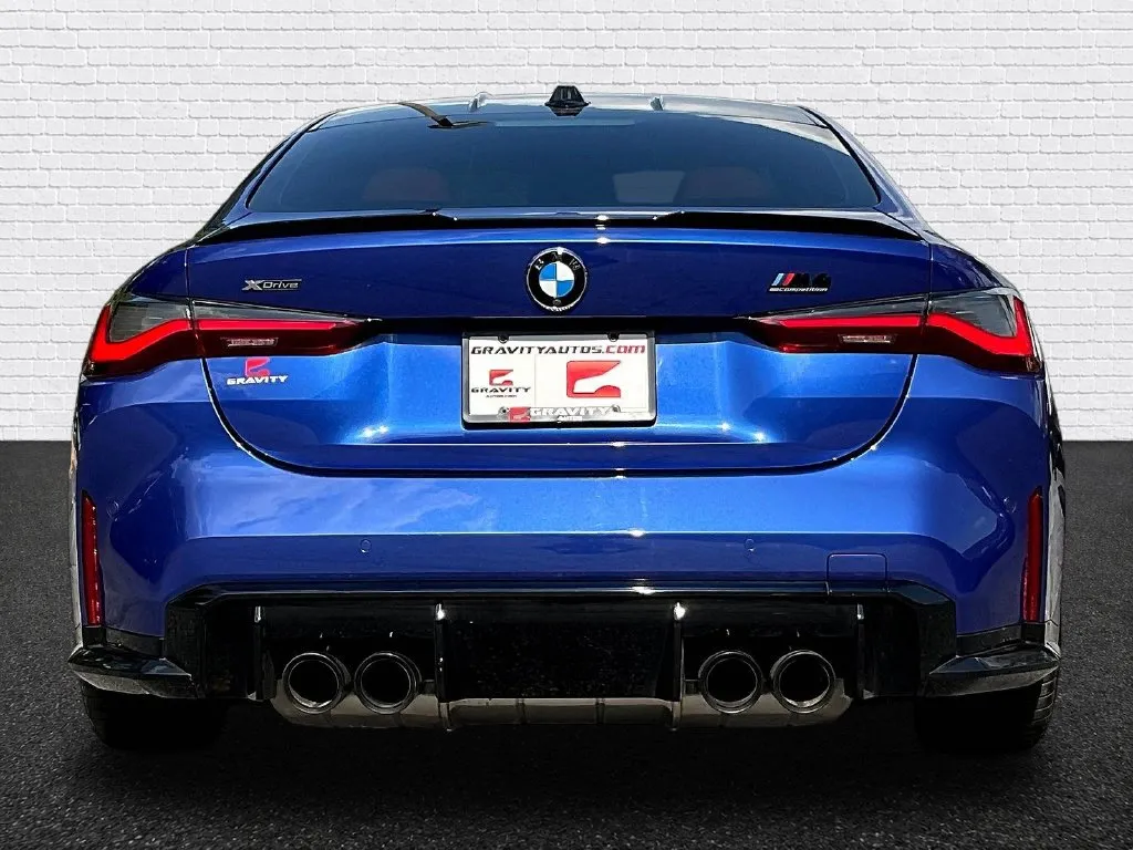 BMW M4 photo 5