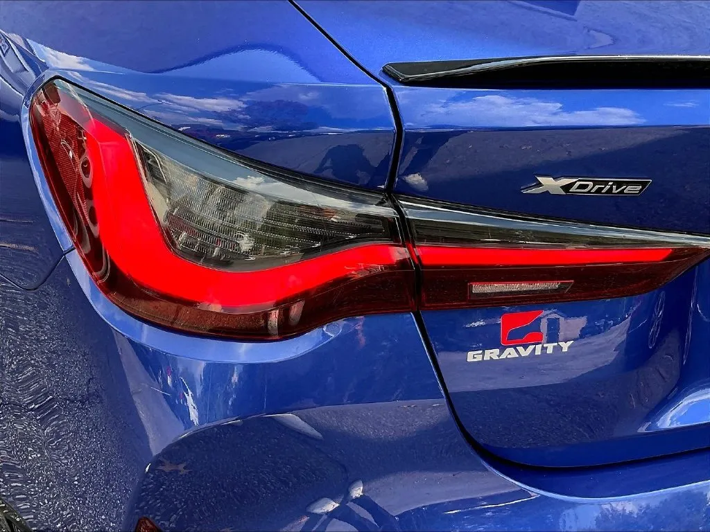 BMW M4 photo 19