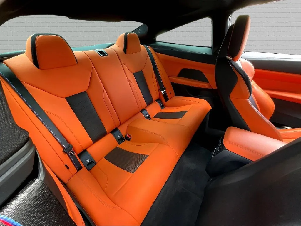 BMW M4 photo 21