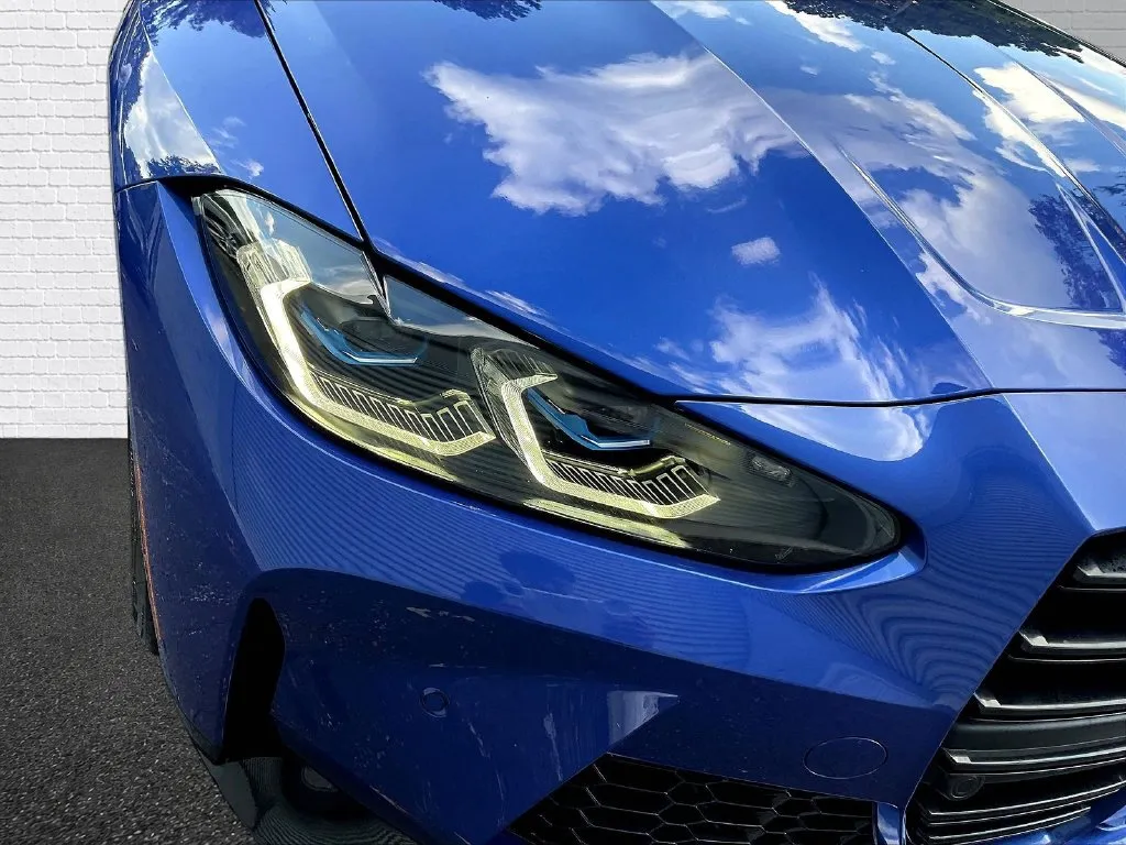 BMW M4 photo 25