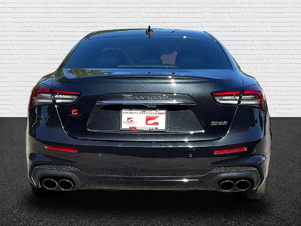 Maserati Ghibli photo 5