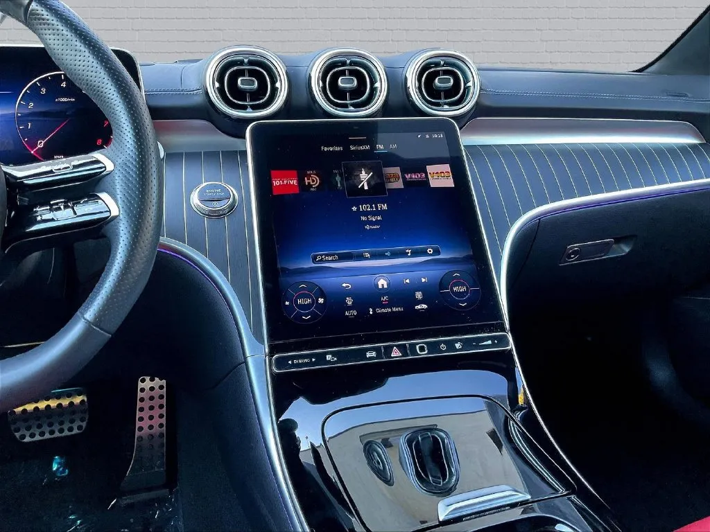 Mercedes-Benz CLE photo 9