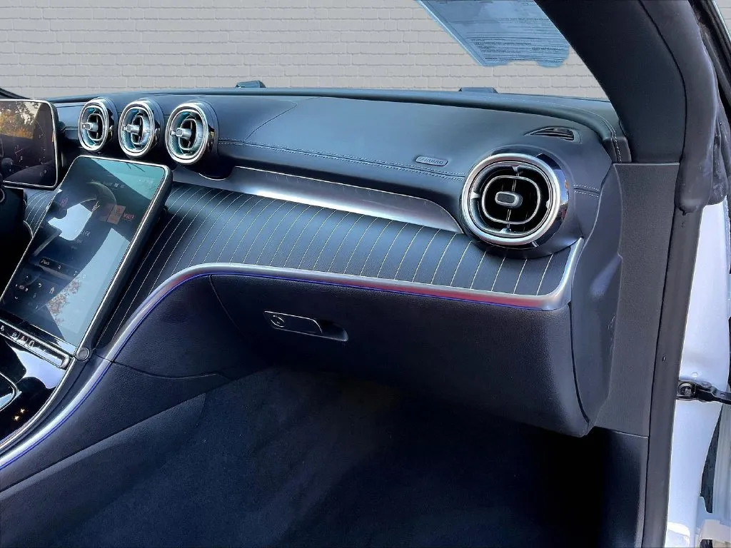 Mercedes-Benz CLE photo 21