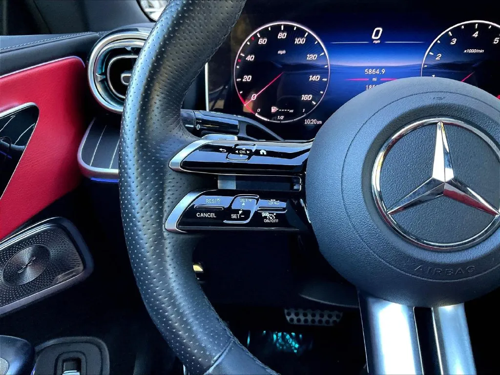 Mercedes-Benz CLE photo 11