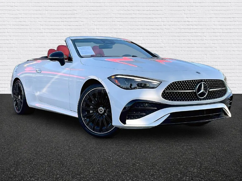 Mercedes-Benz CLE photo 3