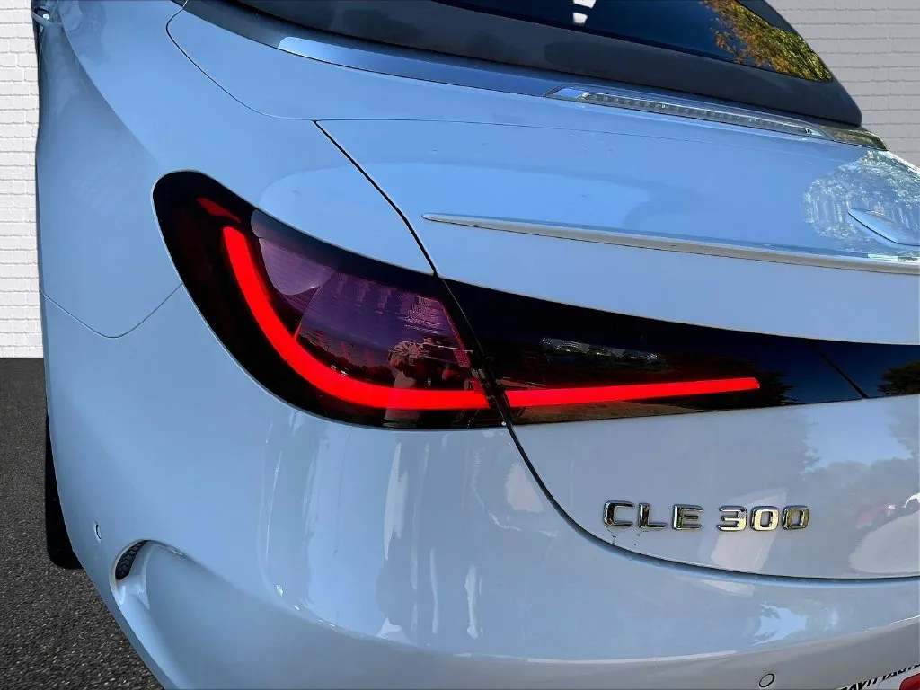 Mercedes-Benz CLE photo 19