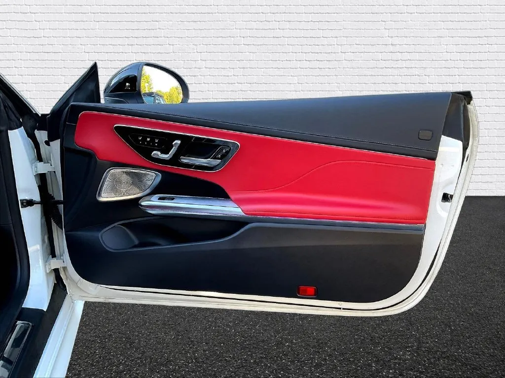 Mercedes-Benz CLE photo 22