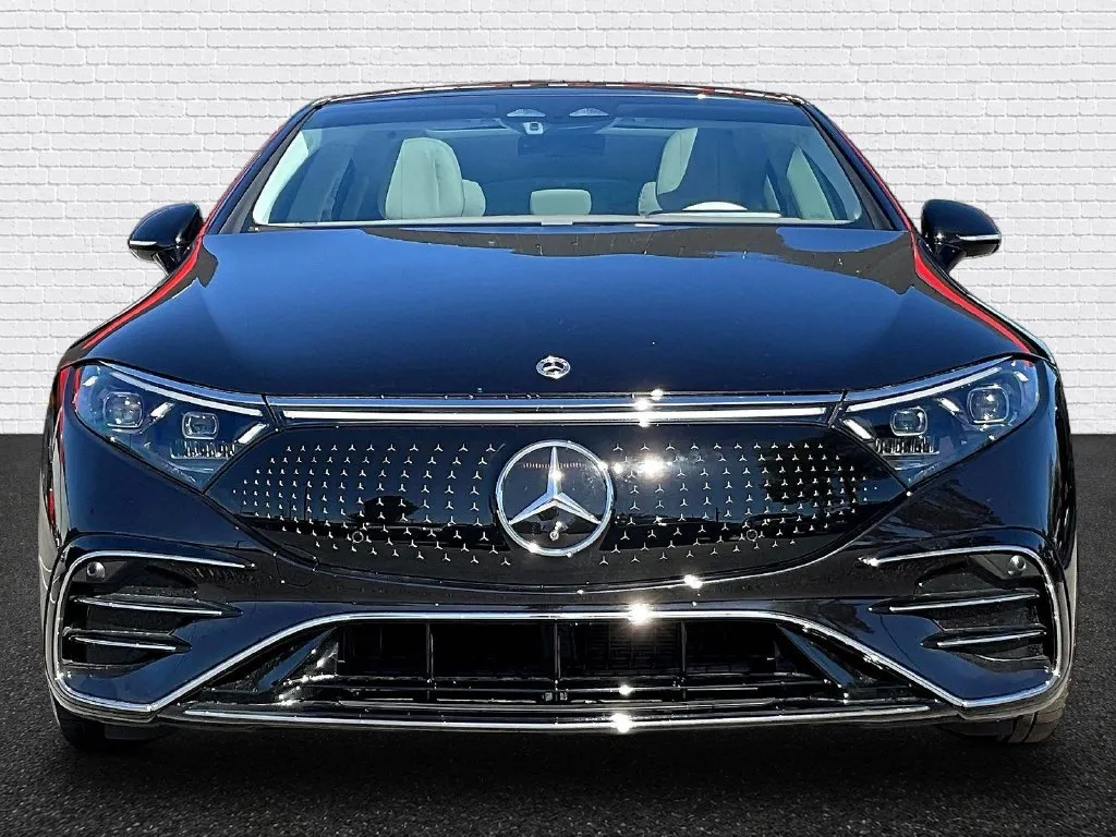 Mercedes-Benz EQS photo 2