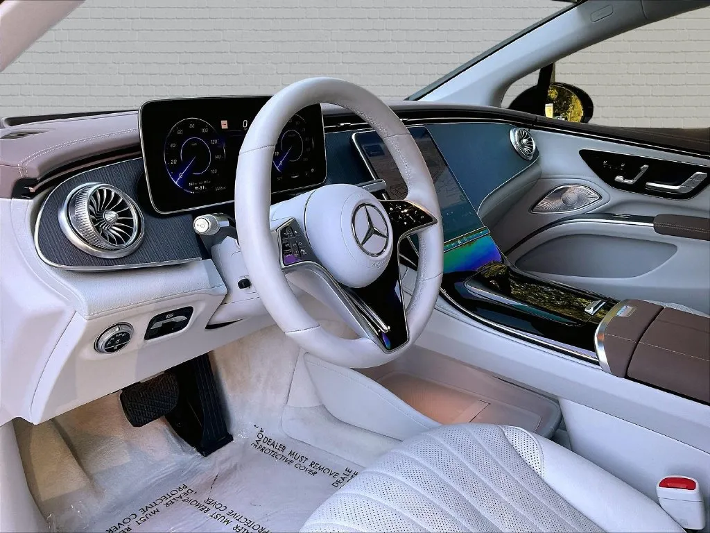 Mercedes-Benz EQS photo 14