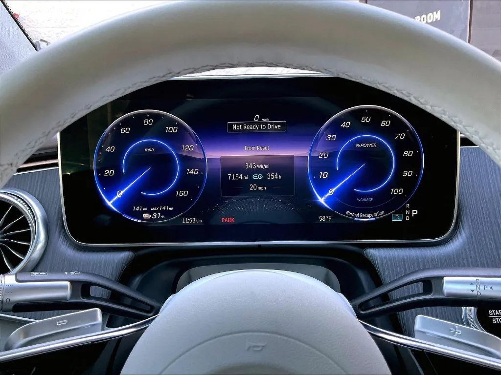 Mercedes-Benz EQS photo 12