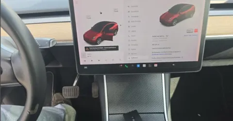 More photos of 2021 Tesla Model Y Long Range at Gravity Autos Roswell, GA