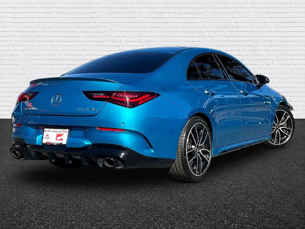 Mercedes-Benz CLA photo 6